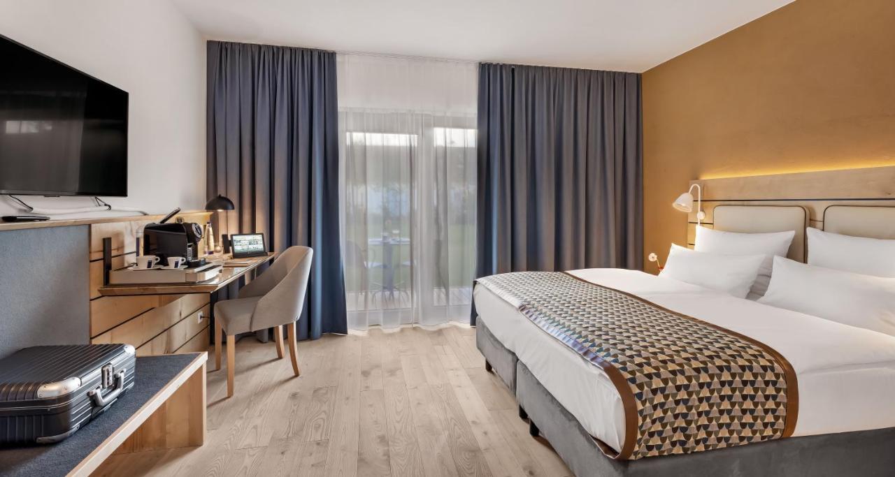 Walhalla Hotel Regensburg Hoeferer 4 Sterne Superior 特格尔恩海姆 外观 照片